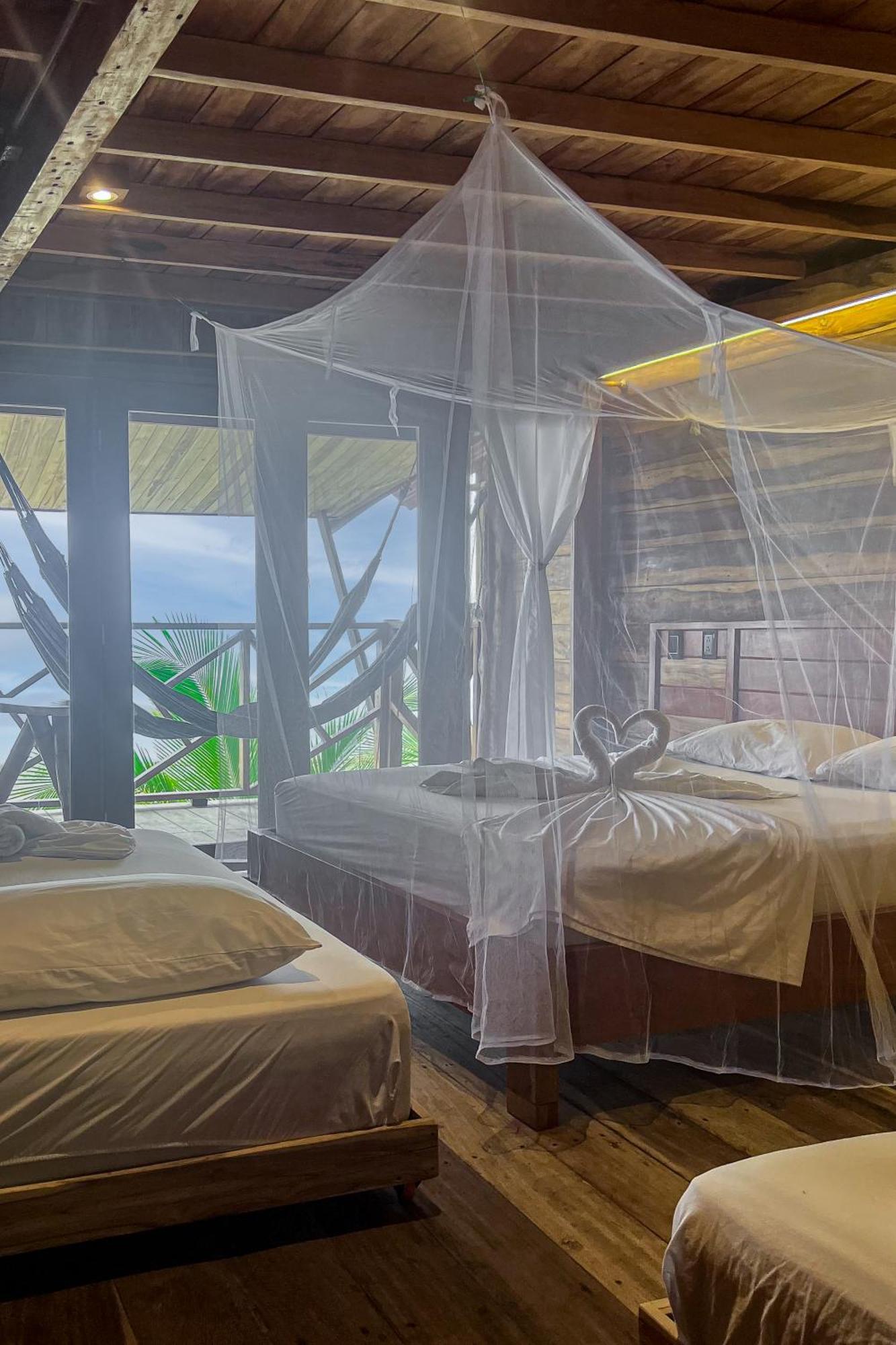 Hostal Mocambo Beach Guachaca ภายนอก รูปภาพ