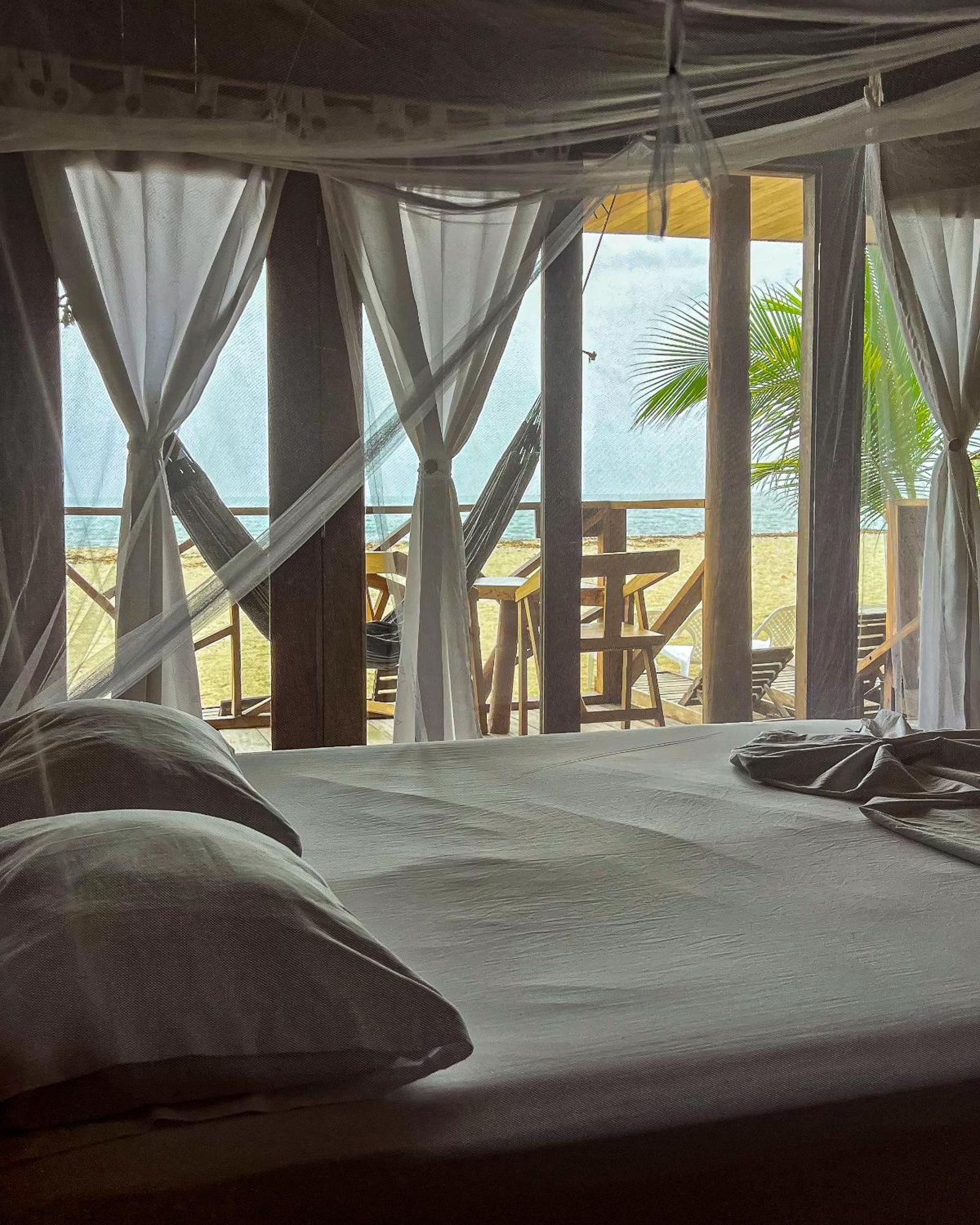 Hostal Mocambo Beach Guachaca ภายนอก รูปภาพ